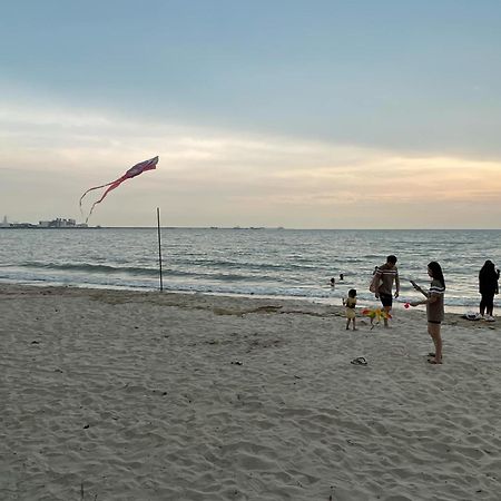 Private,Glory Beach Resort Port Dickson-Negeri Sembilan Exterior foto